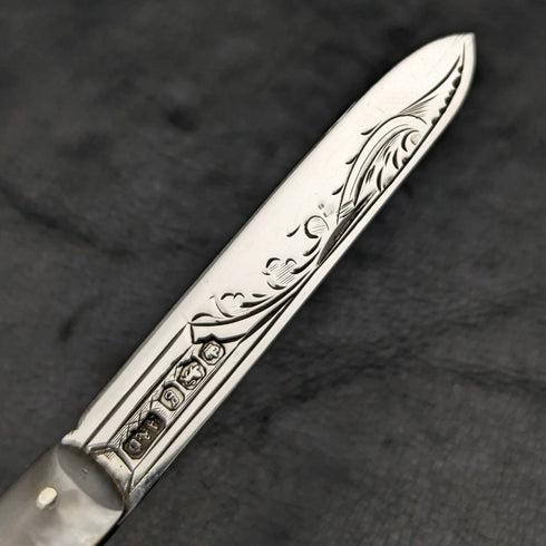 1924 British Antique White Pearl Shell Handle Pure Silver Engraved Blade Folding Pen Knife